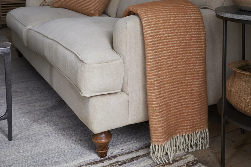 Ilaa Wool Throw · Sand